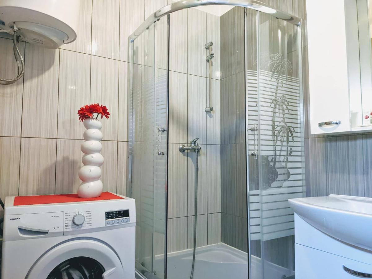 Glorianita Sweethome,Centro, Free Parking,Self Check- In Шибеник Екстер'єр фото