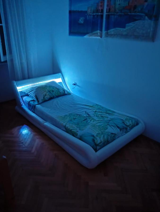 Glorianita Sweethome,Centro, Free Parking,Self Check- In Шибеник Екстер'єр фото